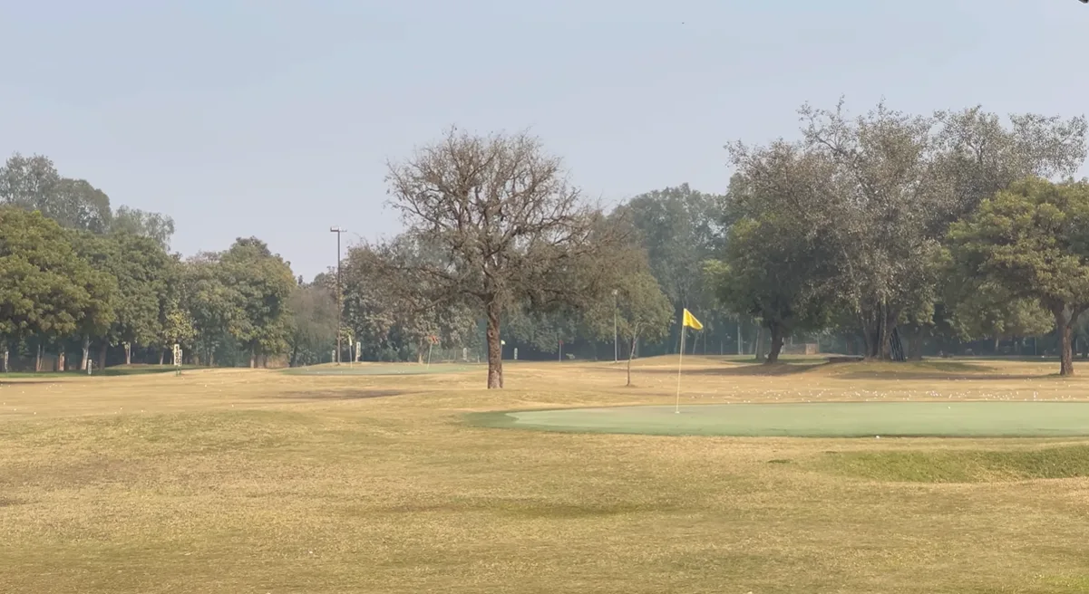 Golf course and putting green beside Hamoni Cafe in Gurugram
