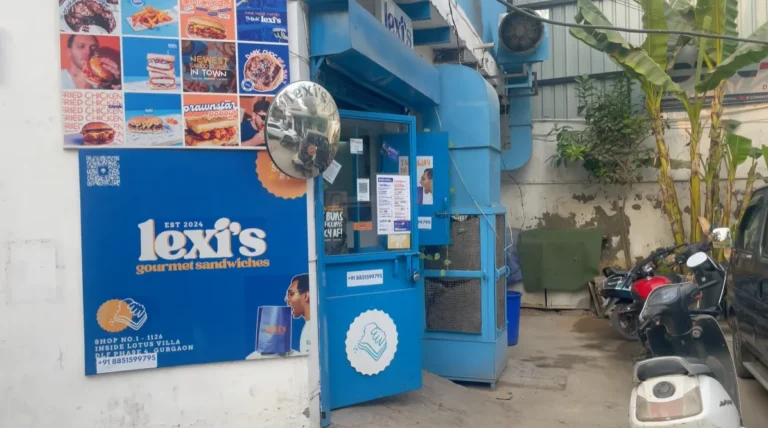 Lexi's Gourmet Sandwiches takeaway counter in Gurgaon